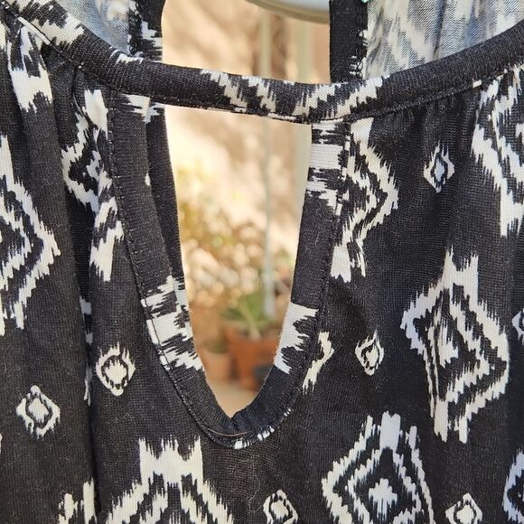 Julie's Closet women's large black white fringed boho spaghetti strap cr… - Picture 2 of 6